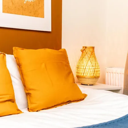 Charming Flat 2 Min To In *