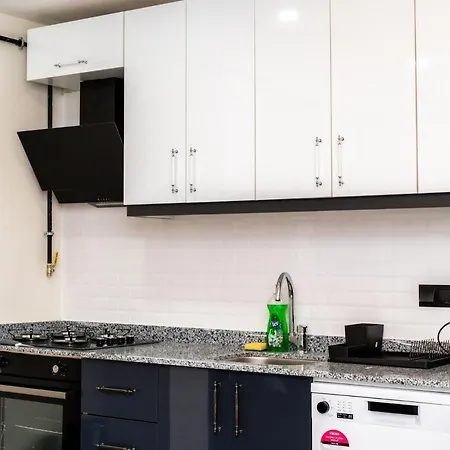 Charming Flat 2 Min To In Апартаменты Анталья