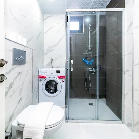 Charming Flat 2 Min To In Апартаменты