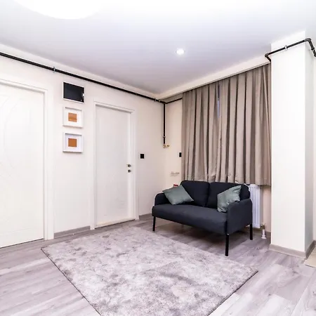 Charming Flat 2 Min To Beach In * Antalya
